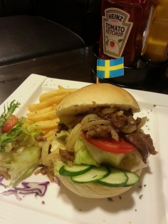 主廚特製香蔥牛肉堡